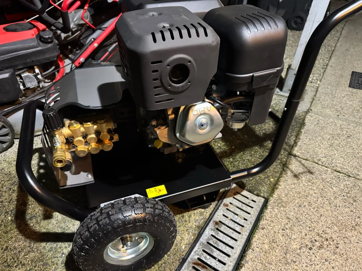 Victor power washer. - Image 3
