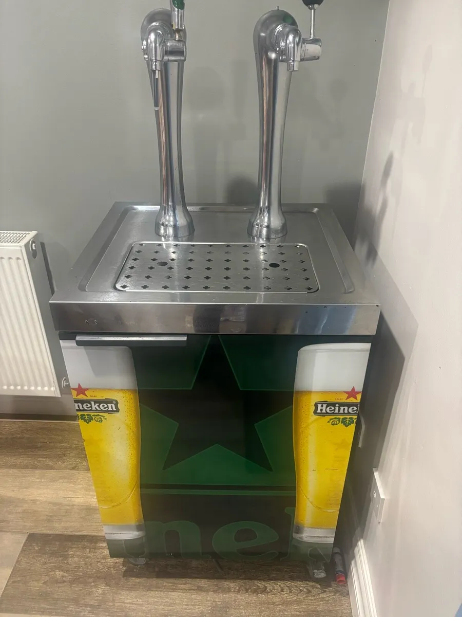 Beer taps - Image 1