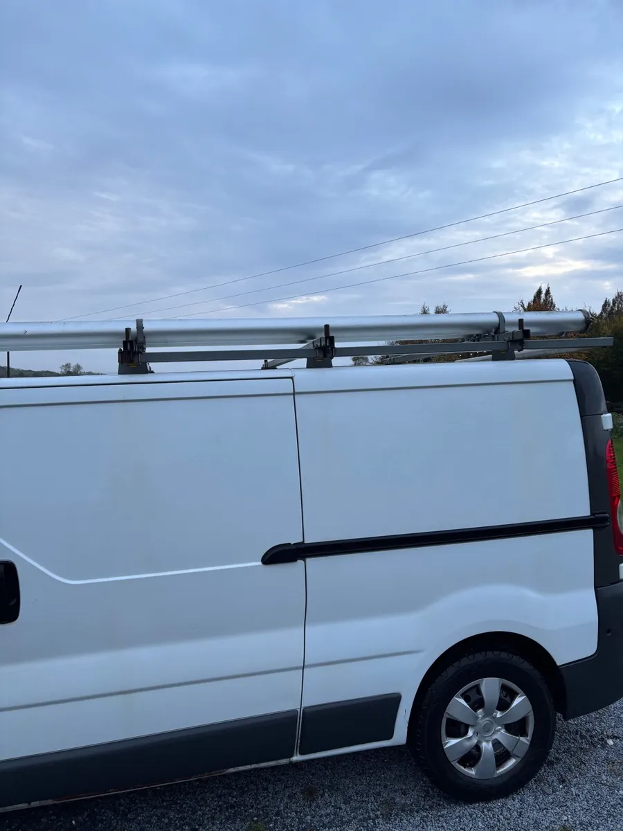 Vauxhall Vivaro 2013 - Image 1