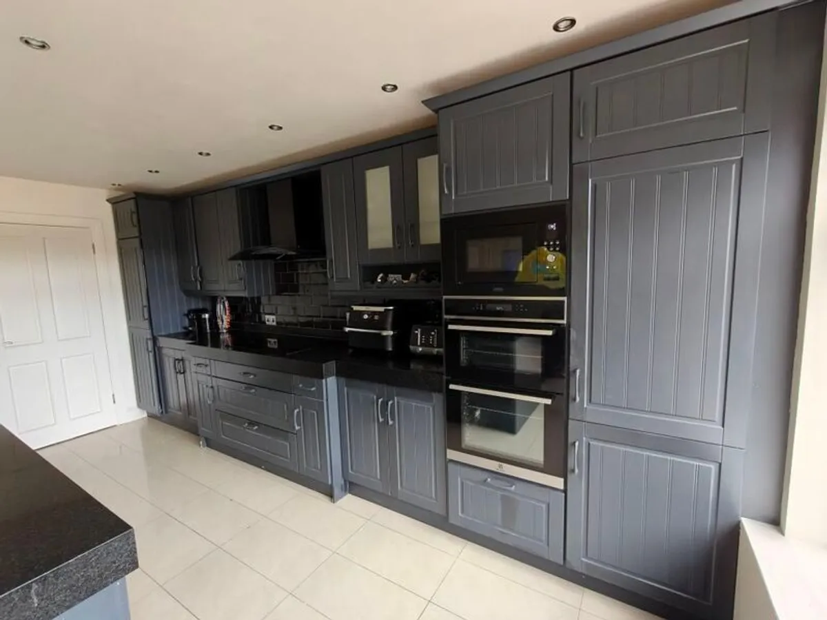 Kitchen - Image 3