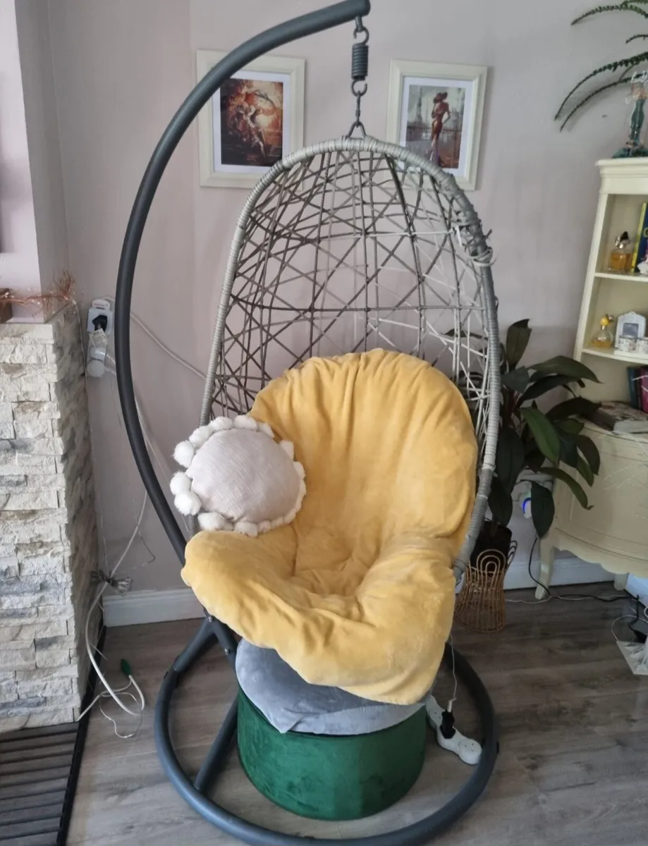 Egg Chair