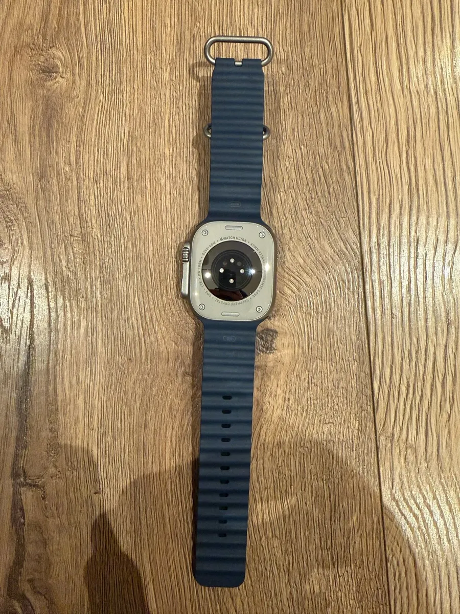 Apple Watch Ultra 2 - Image 2
