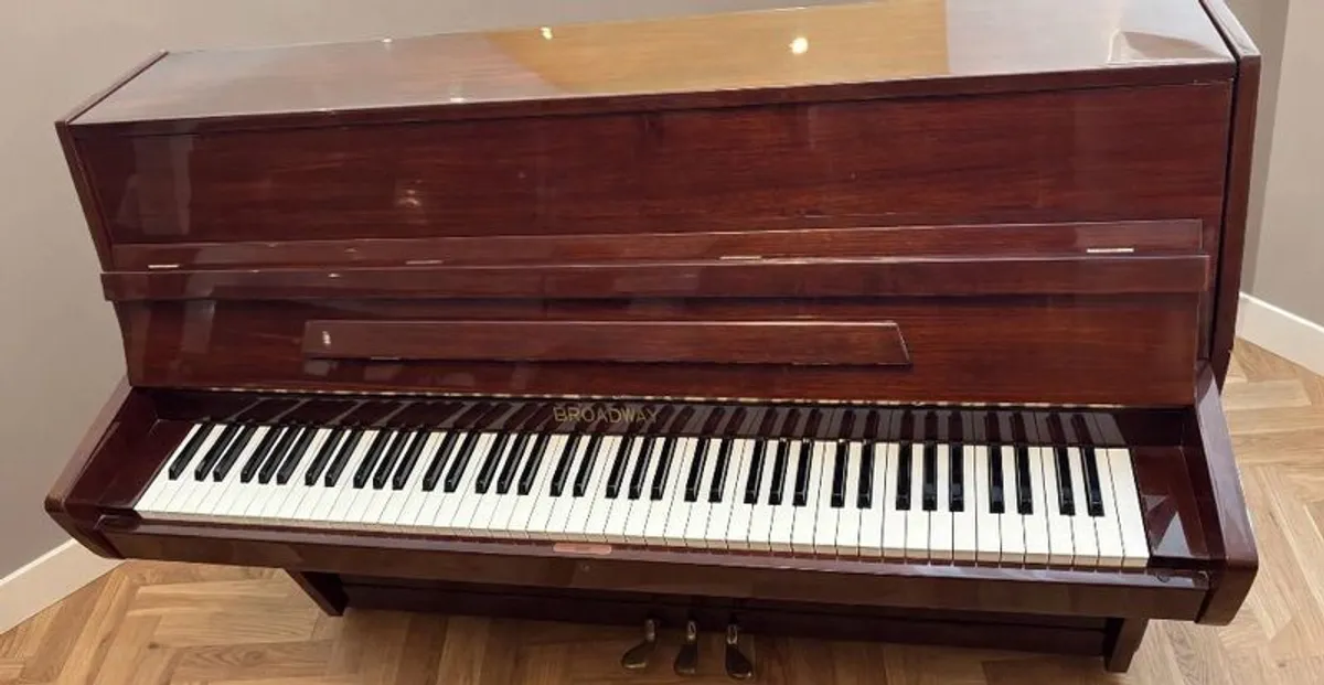 piano - Image 4