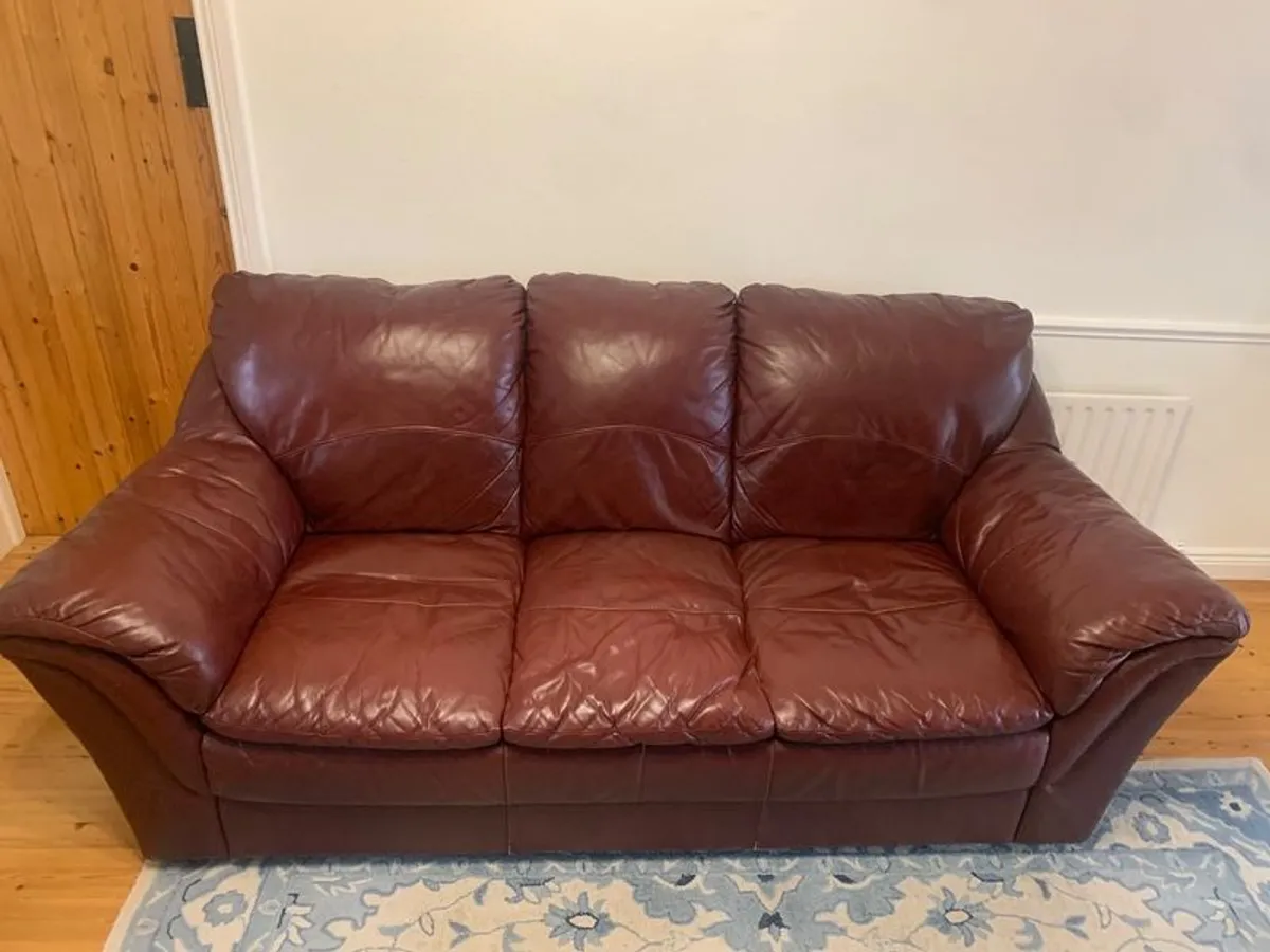 Burgundy 3-seater leather sofa - Image 1