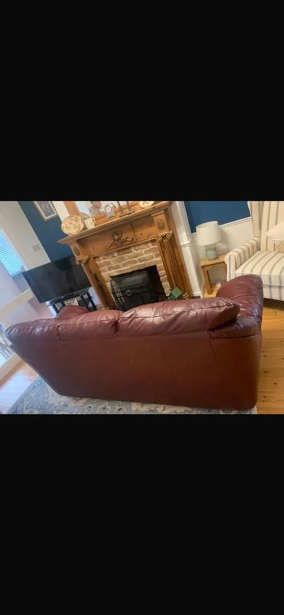 Burgundy 3-seater leather sofa - Image 2