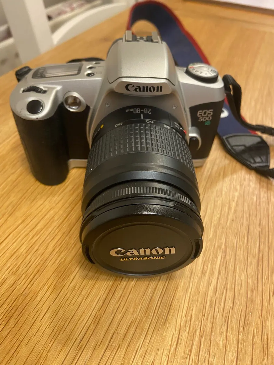 Canon EOS 500n Camera Mint - Image 1