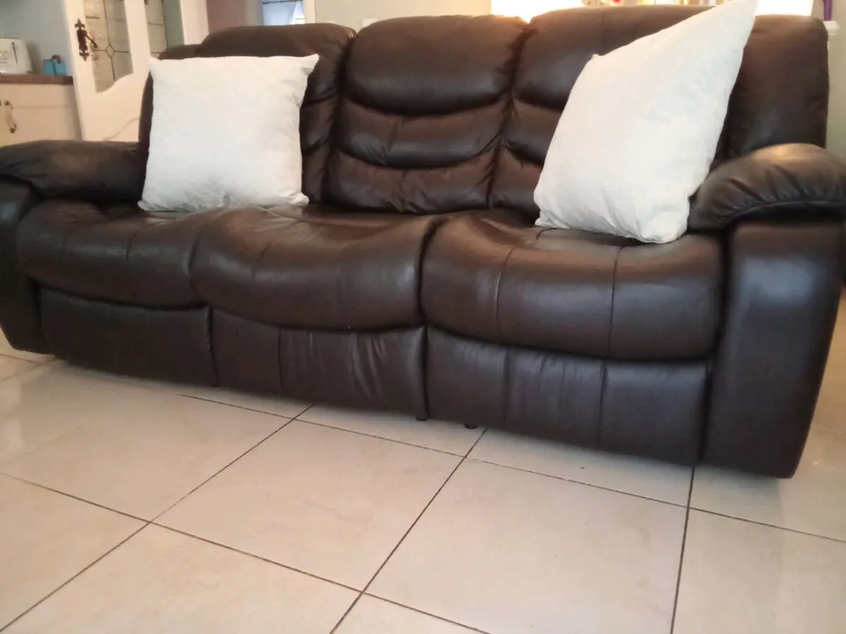 Leather recliner - Image 1