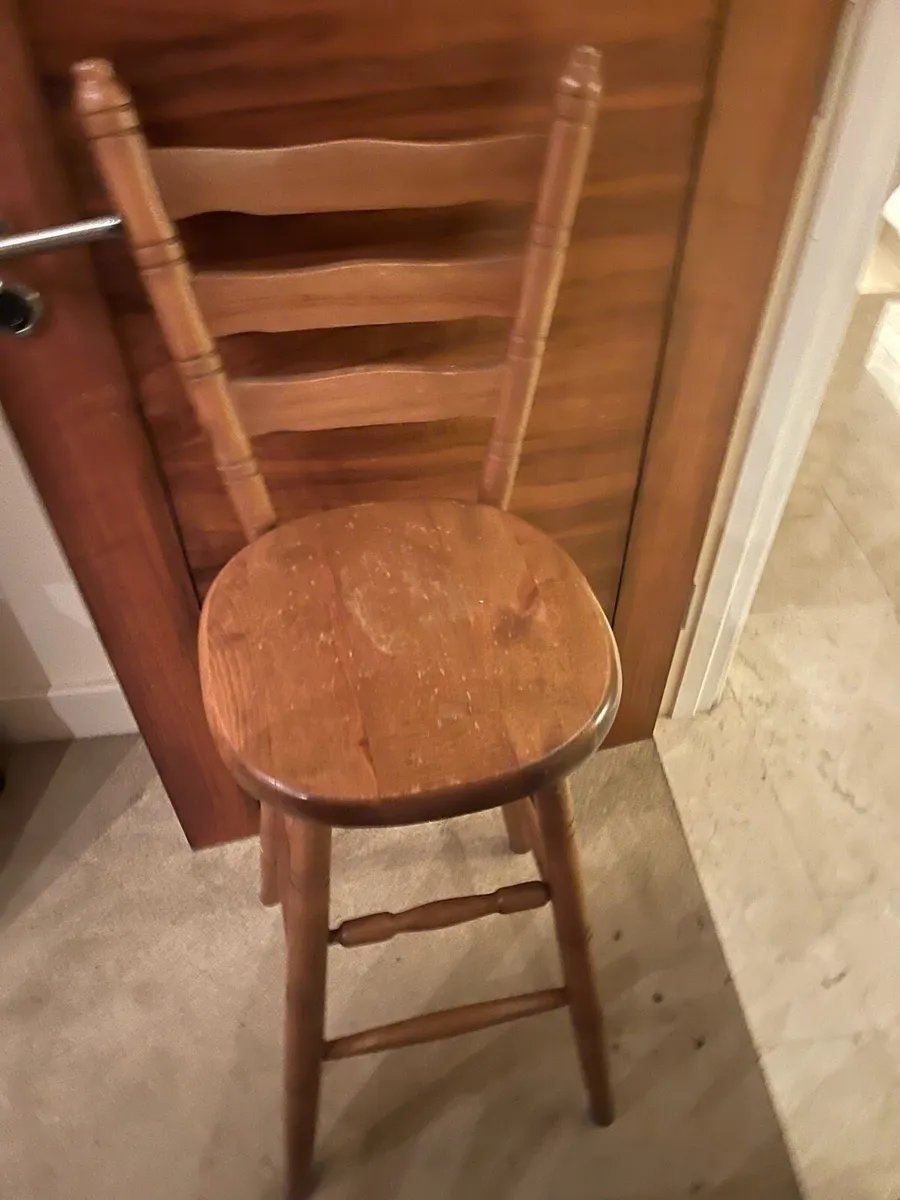1 x Very Solid Wooden Kitchen Breakfast Bar Stool