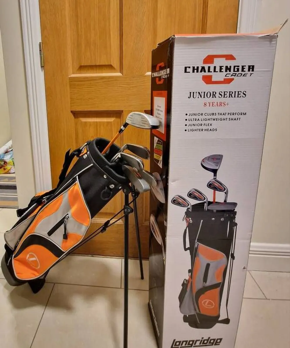 Junior Golf Clubs - Image 1
