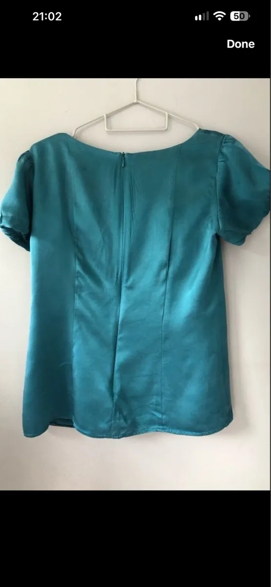 Ladies blouse size 8 €5 - Image 2