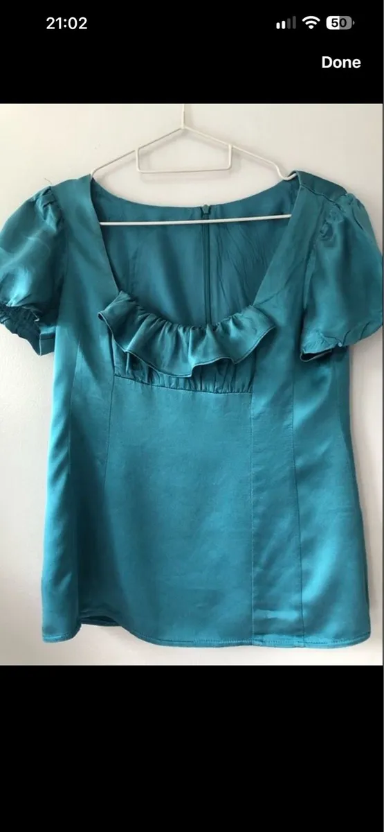 Ladies blouse size 8 €5 - Image 4