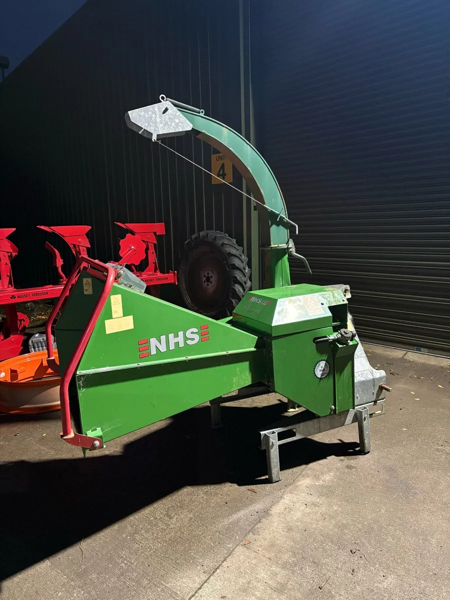 As New NHS 150 Easy Line Wood Chipper - Image 1