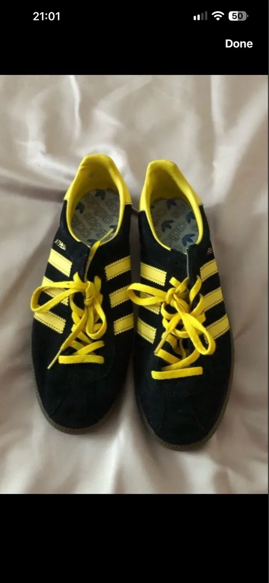 Mens adidas trainers size 7 €40 - Image 4