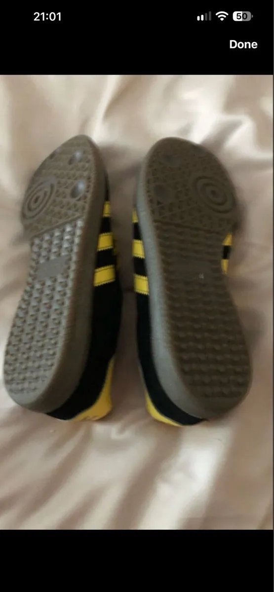 Mens adidas trainers size 7 €40 - Image 3