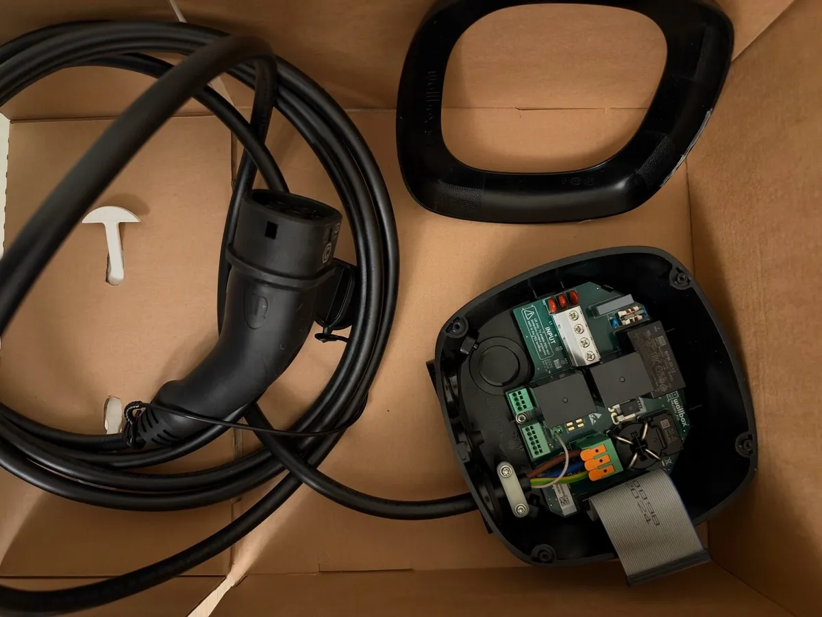wallbox Pulsar Max 7.2kW Home EV Charger - Image 3