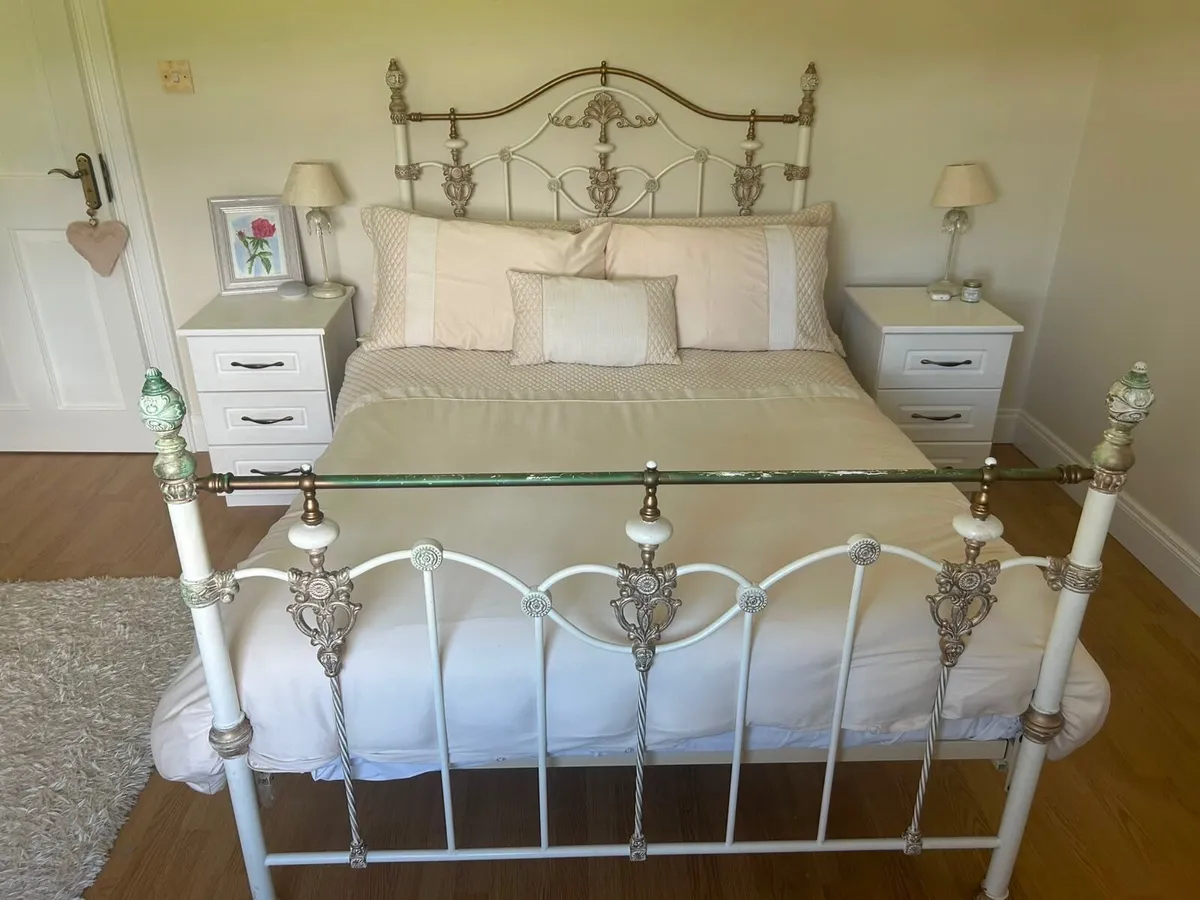 Bed frame - Image 2
