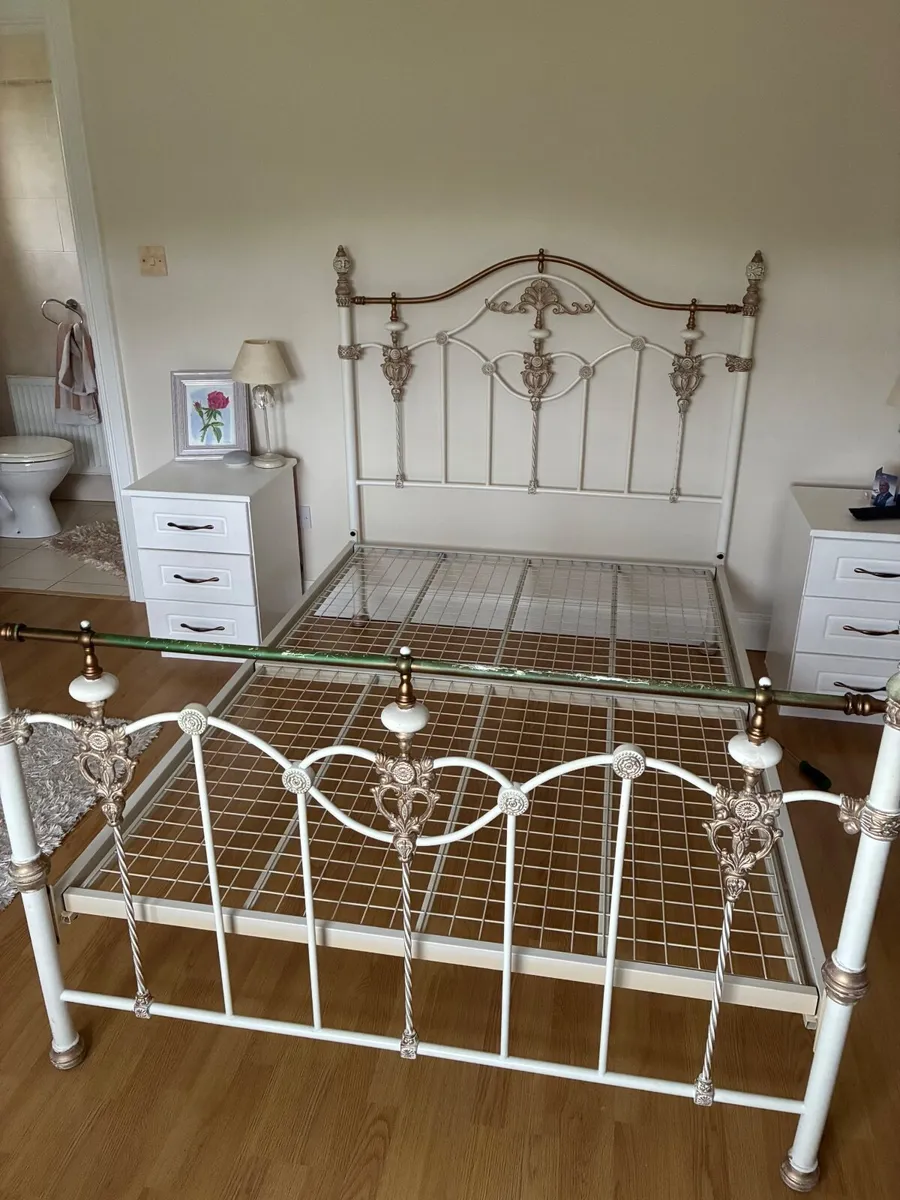 Bed frame - Image 3