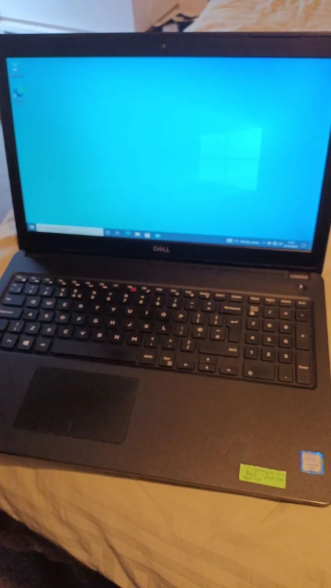 Dell Latitude 3580. Nice & Light laptop
