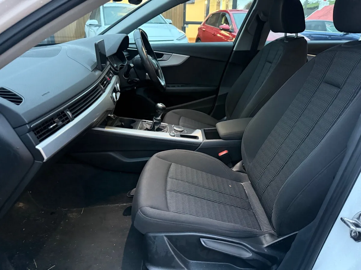 2016 AUDI A4 2.0TDi SE ULTRA 4dr 6sp - Image 3