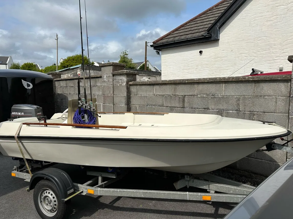 Fishing Boat - Image 4