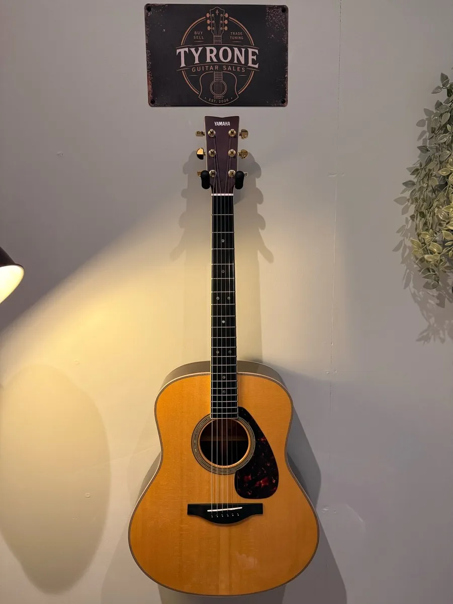 YAMAHA LL16 M – ALL SOLID WOOD + ORIGINAL GIG BAG - Image 1