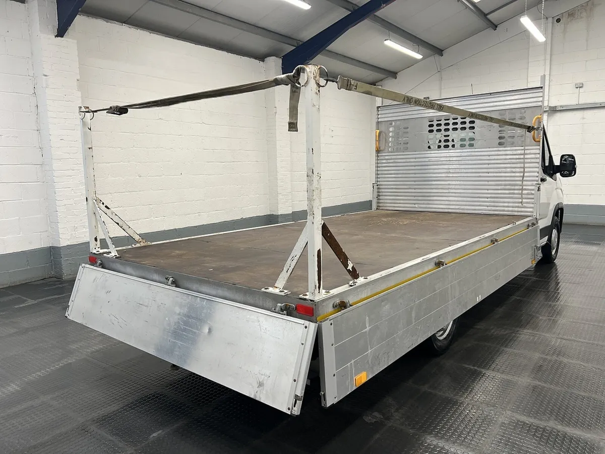2023 Maxus Deliver 9 Dropside Van - Image 2