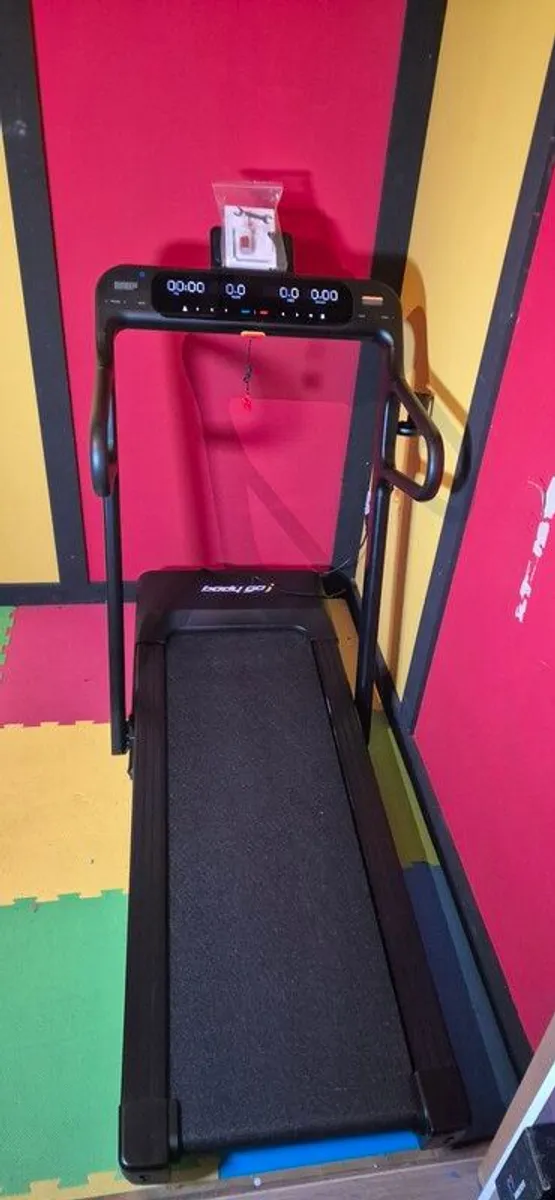 Treadmill - Image 3