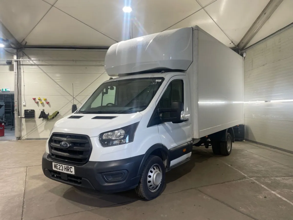 2023 Ford Transit Luton Box Van - Image 4