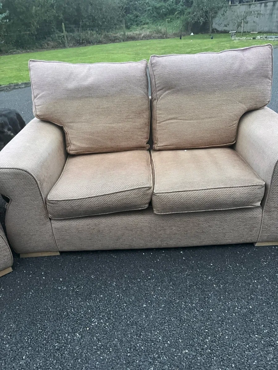 Couch and 2 Armchairs - Image 3