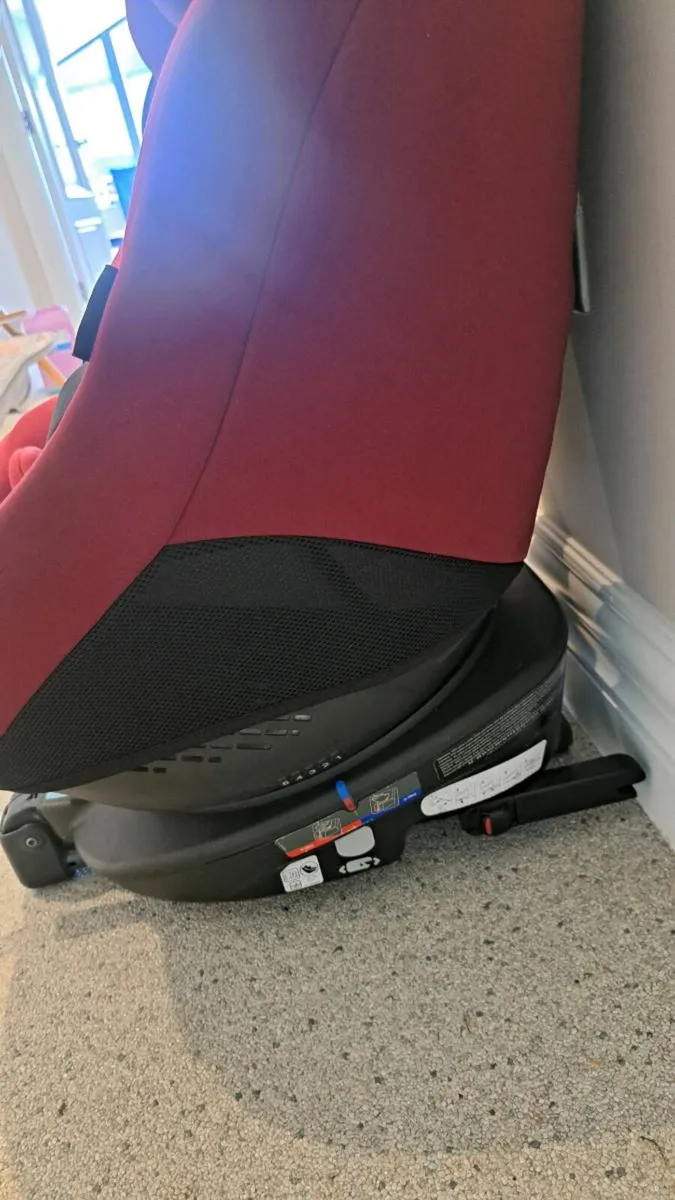 Joie Car seat - Image 2
