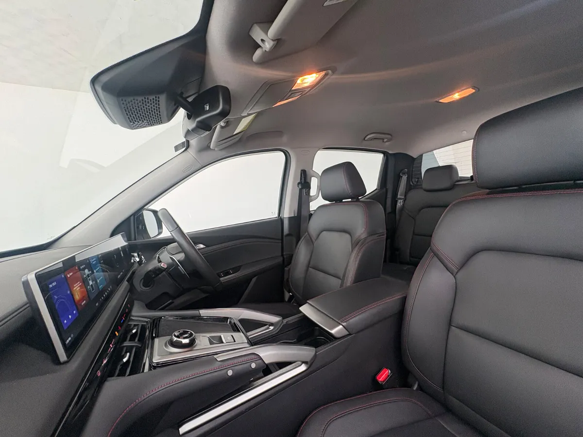 Maxus T60 MAX Crewcab 2.0D Auto  2025 - Image 4