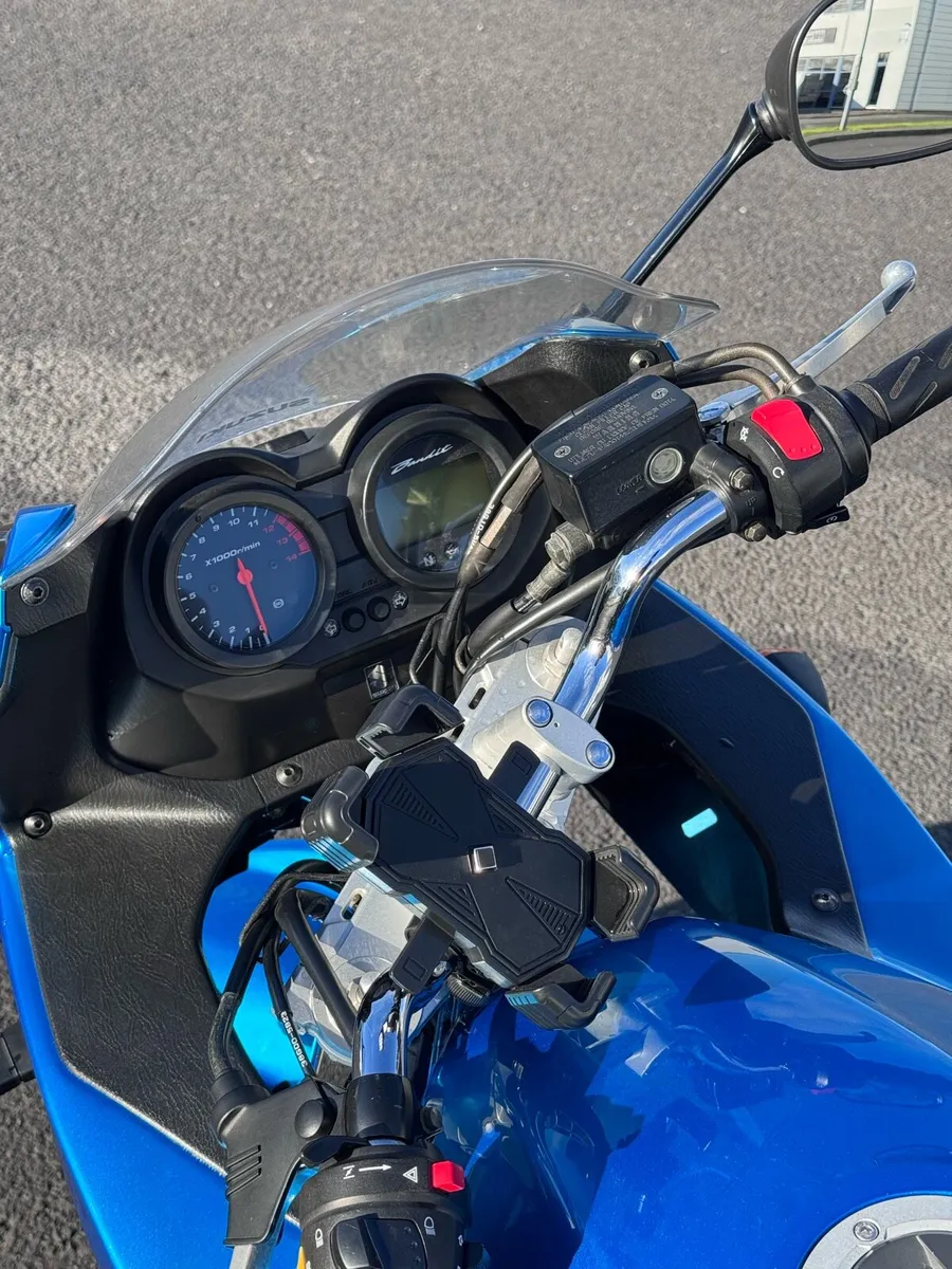 2005 Suzuki Bandit GSF650SA - Image 4