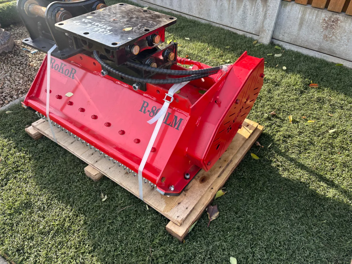 RoKoR  R-800LM Hydraulic Flail Mower - Image 2