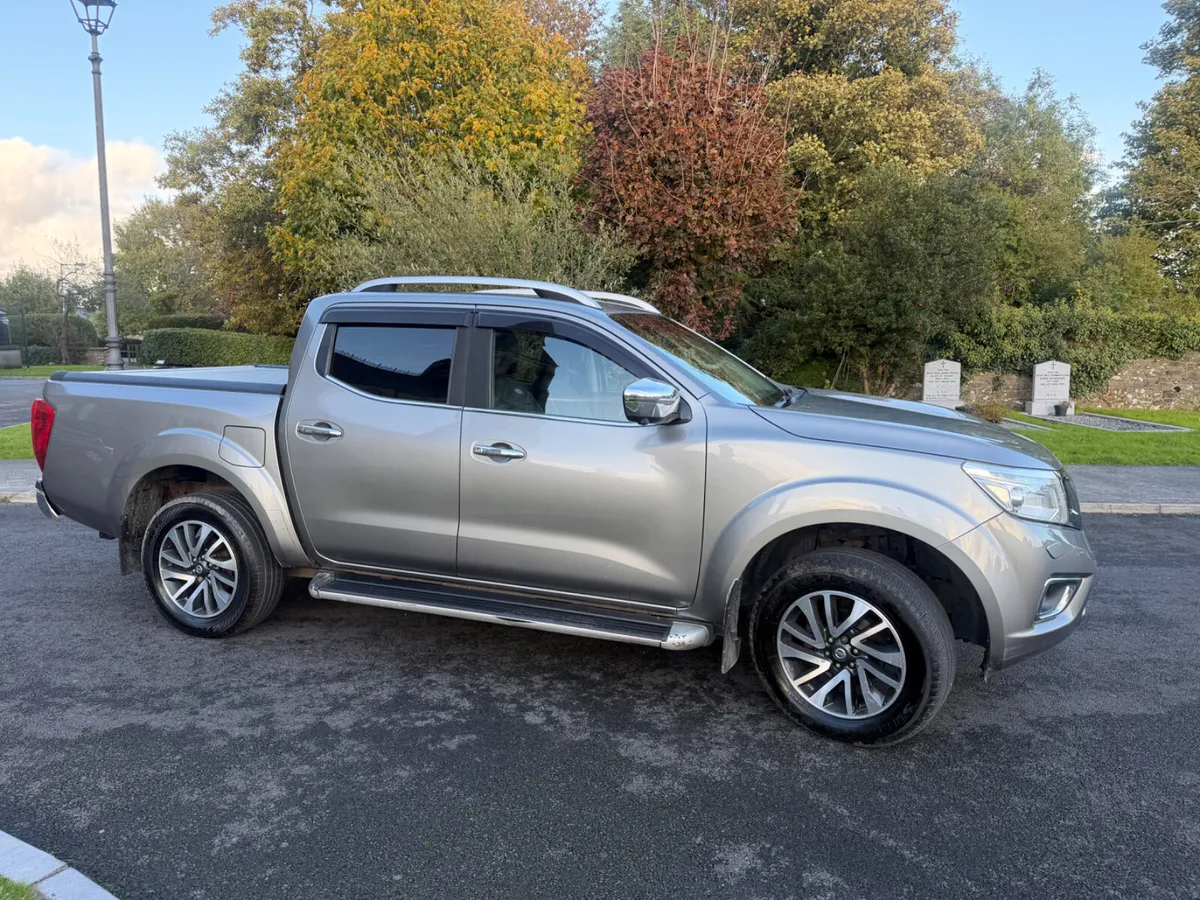 2017 Nissan Navara Tekna - Image 3