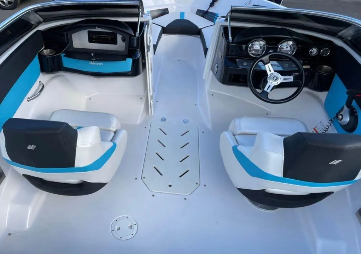 Four Winns Horizon 190RS - Image 4