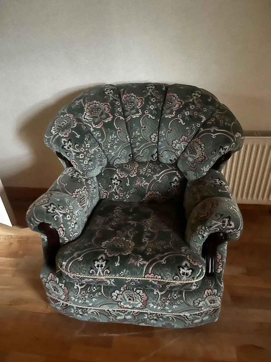 3 seater couch with 2 armchairs - Image 3