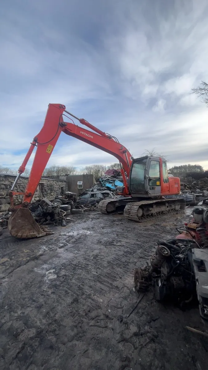 Hitachi 130 digger - Image 2