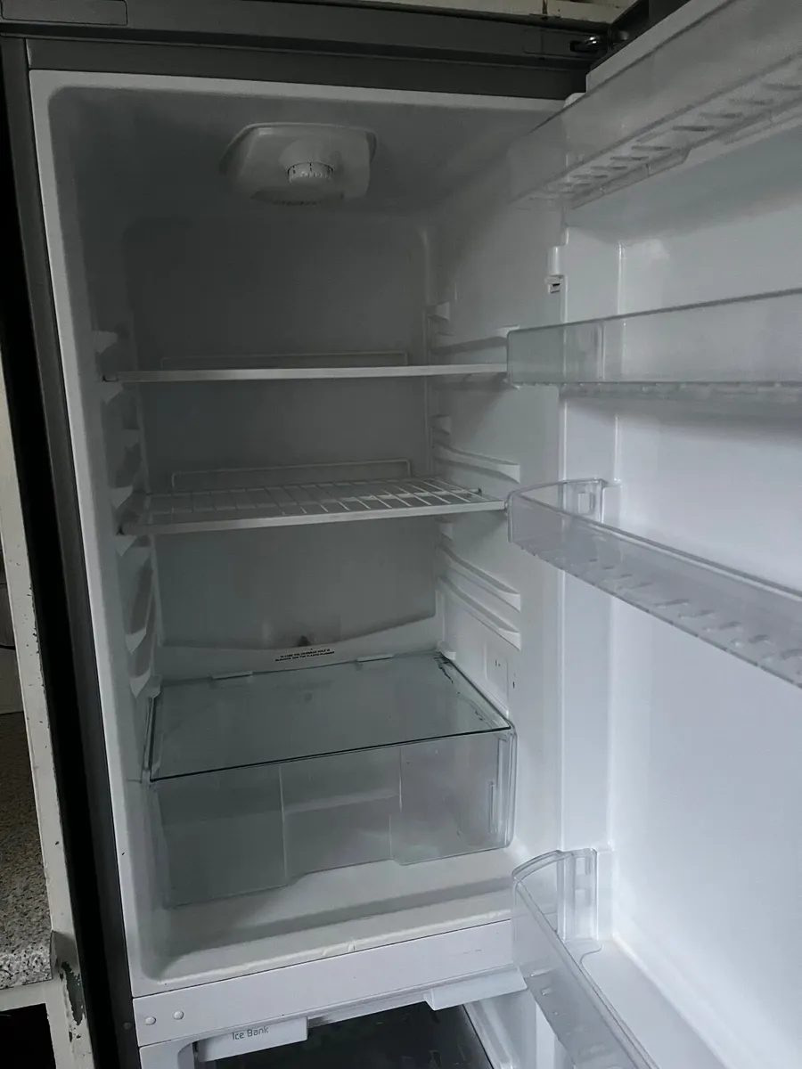 Fridge freezer - Image 2