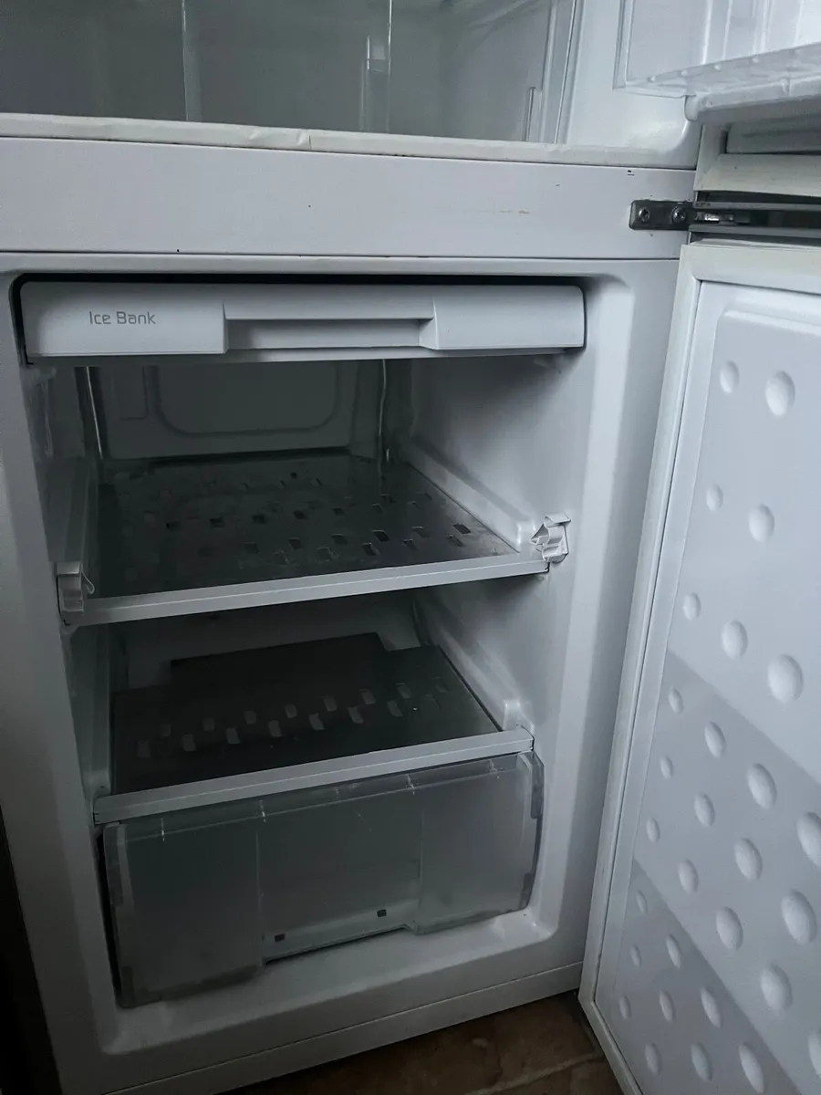 Fridge freezer - Image 3
