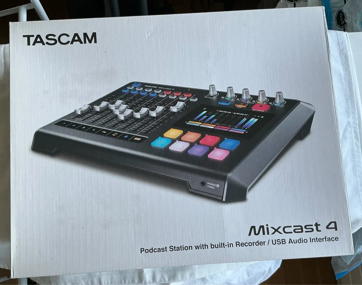 Tascam Mixcast 4 Podcast Recorder + 2 Rode Podmics - Image 2