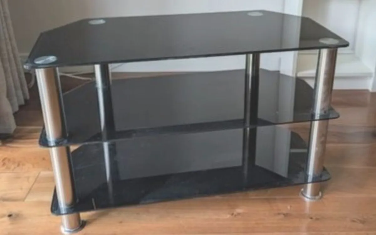 Tv table