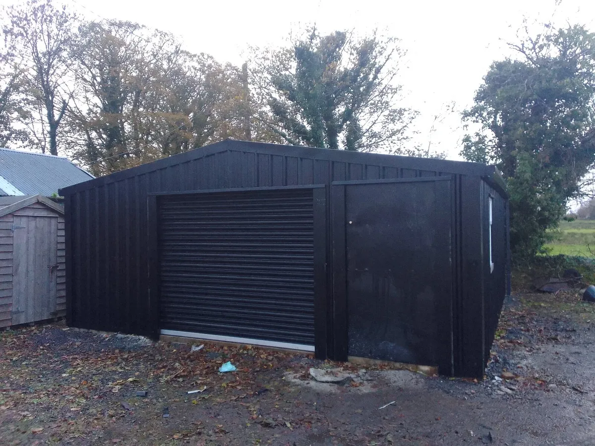 Steel garage - Image 1
