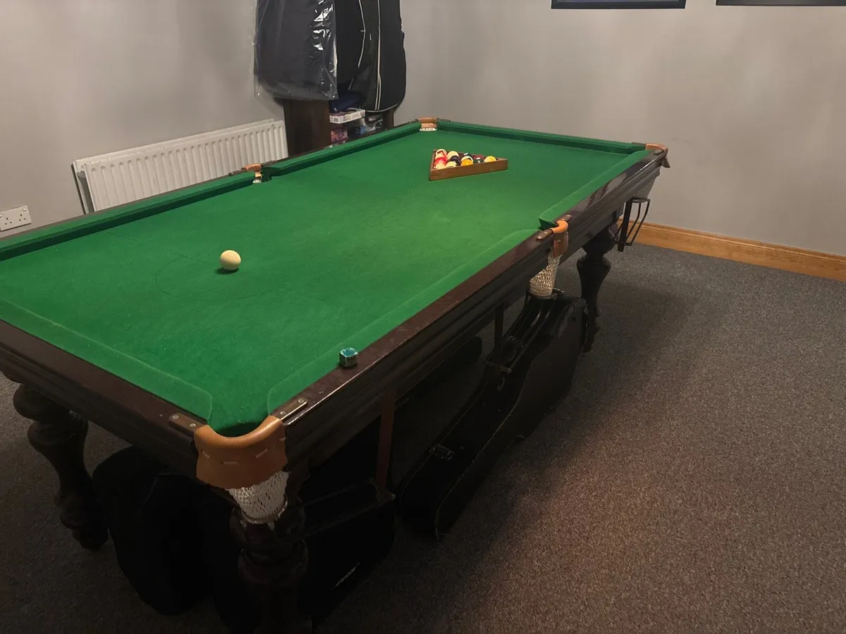 Pool table - Image 3