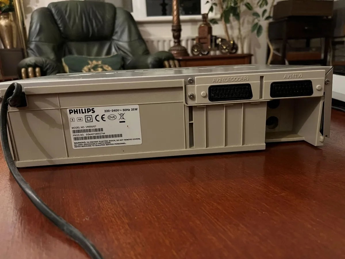 Video cassette recorder Philips - Image 2