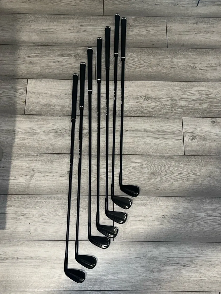 TaylorMade P790 2025 Limited - Image 1