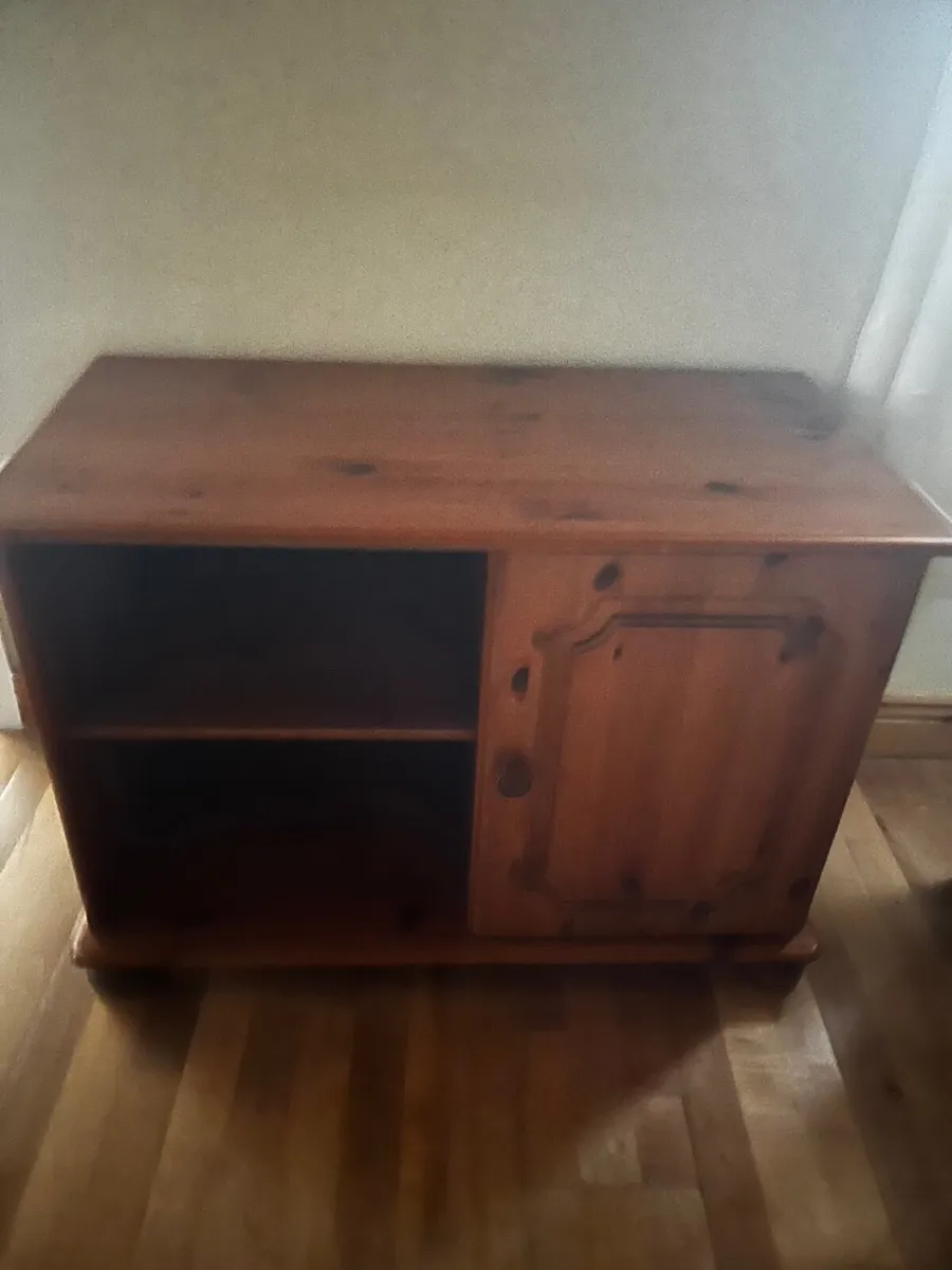 Tv unit