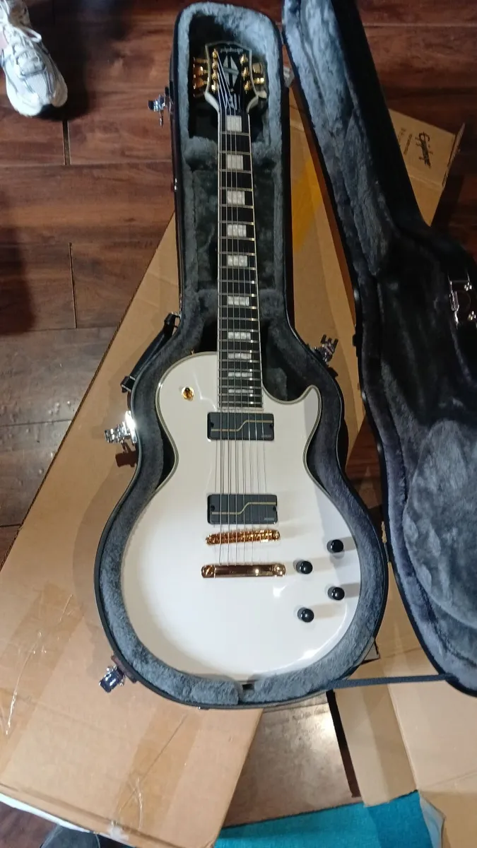 Guitar