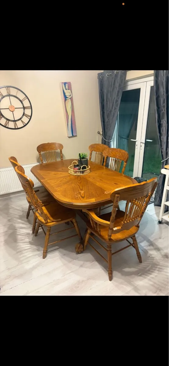 Dining table and 6 chairs