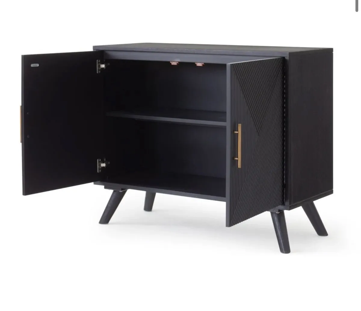 Console - Image 1