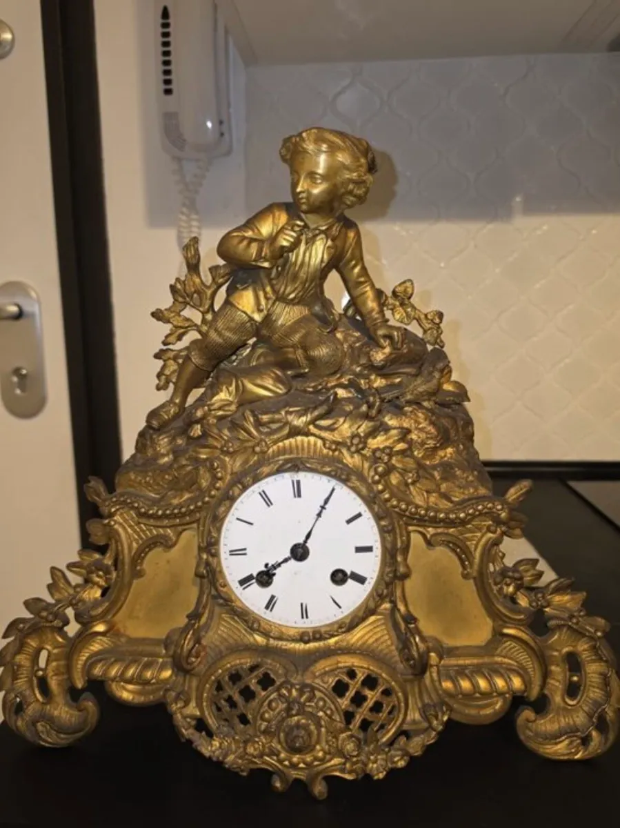 FIGURAL MANTEL CLOCK 1800-1850 - Image 1